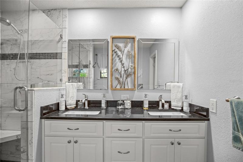 Double sinks primary bathroom