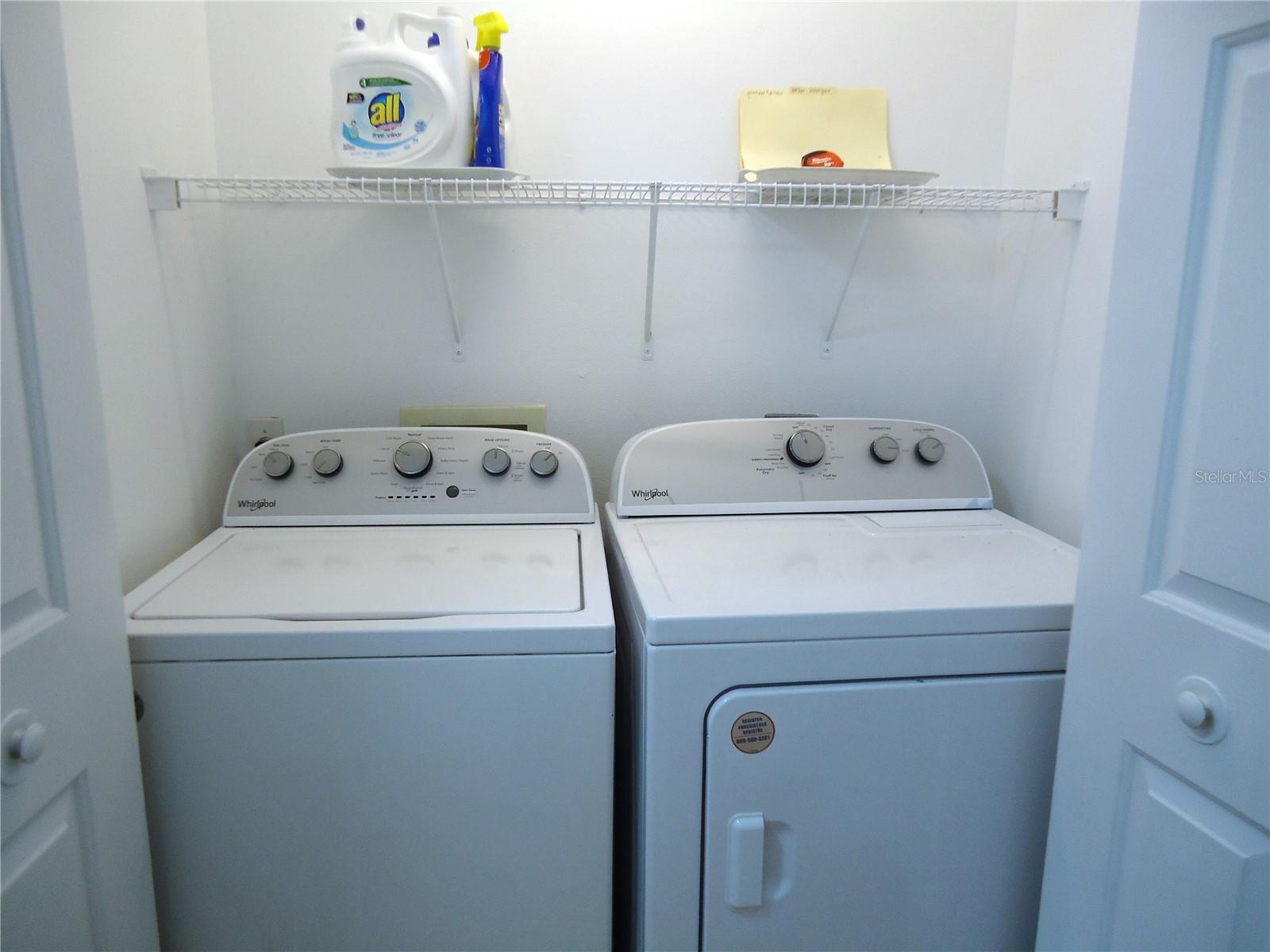 Washer and dryer stay