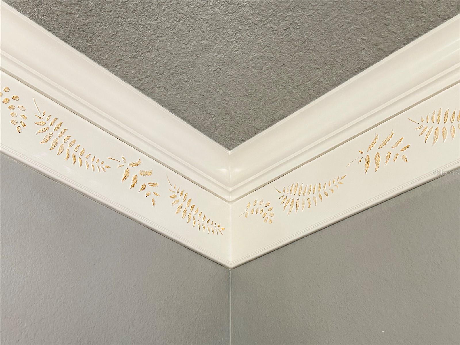 detail of crow molding