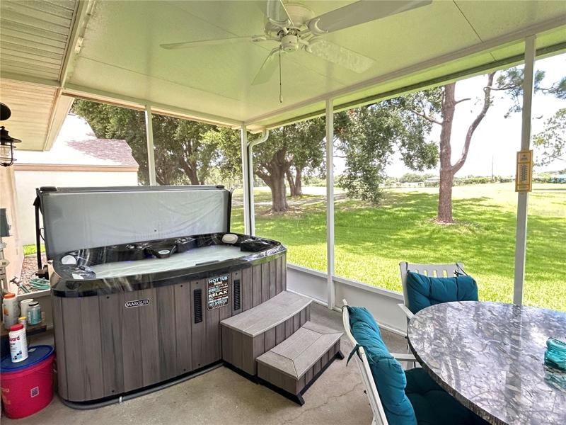 screened lanai