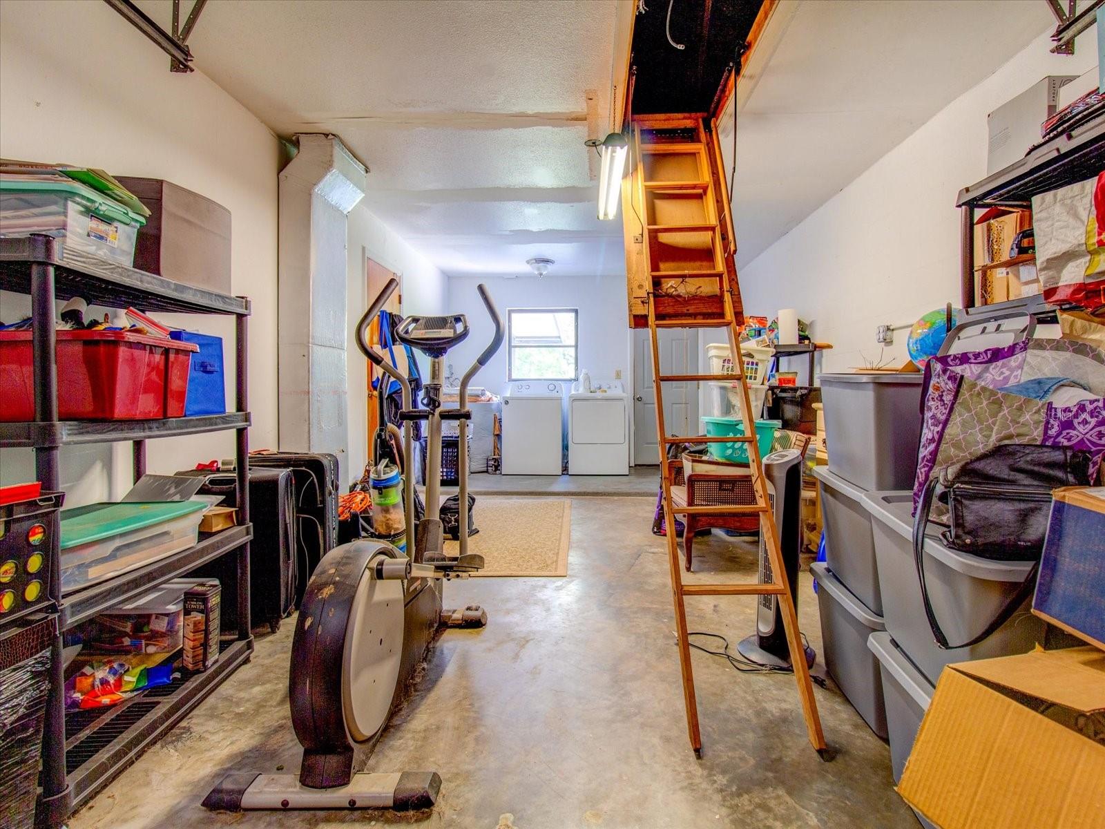 1 Car Garage - Great Attic space