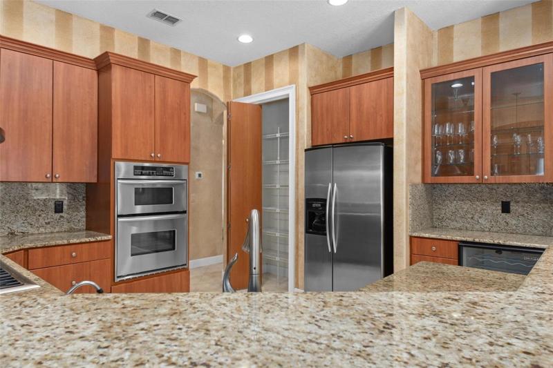 GREAT KITCHEN