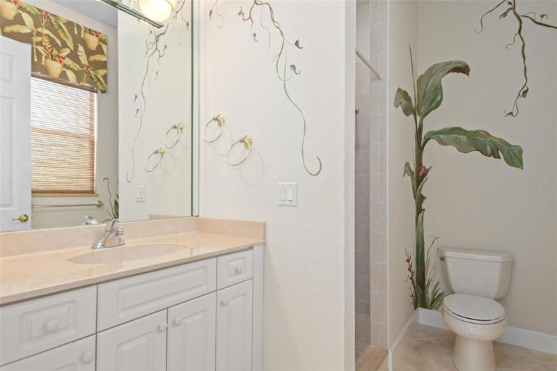 GUEST BATH 2