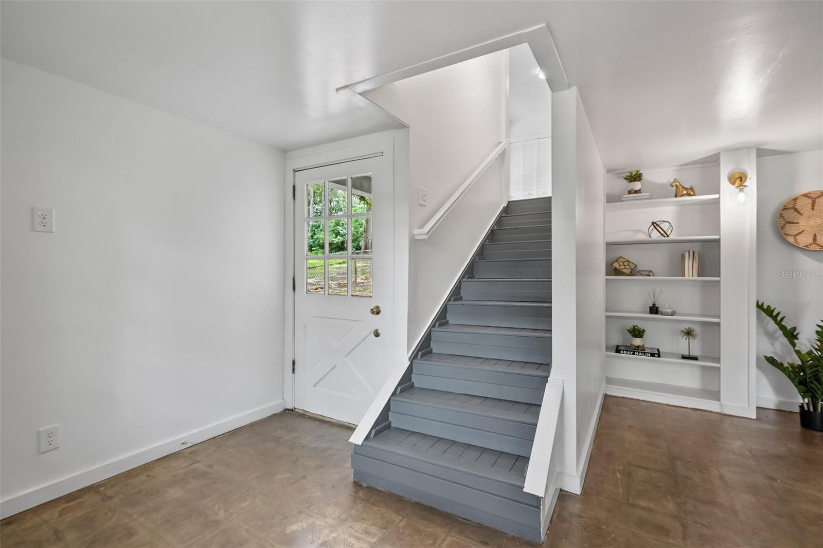 Lower level