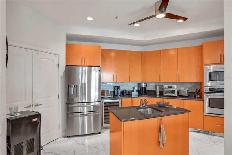 European kitchen cabinets