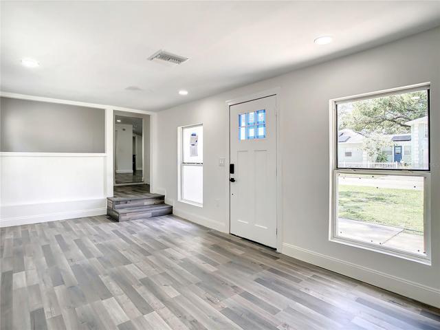 Foyer to kitchen
