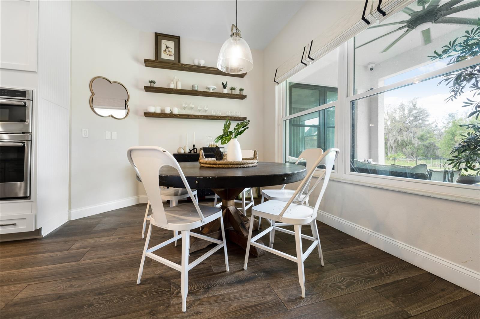 Breakfast Nook