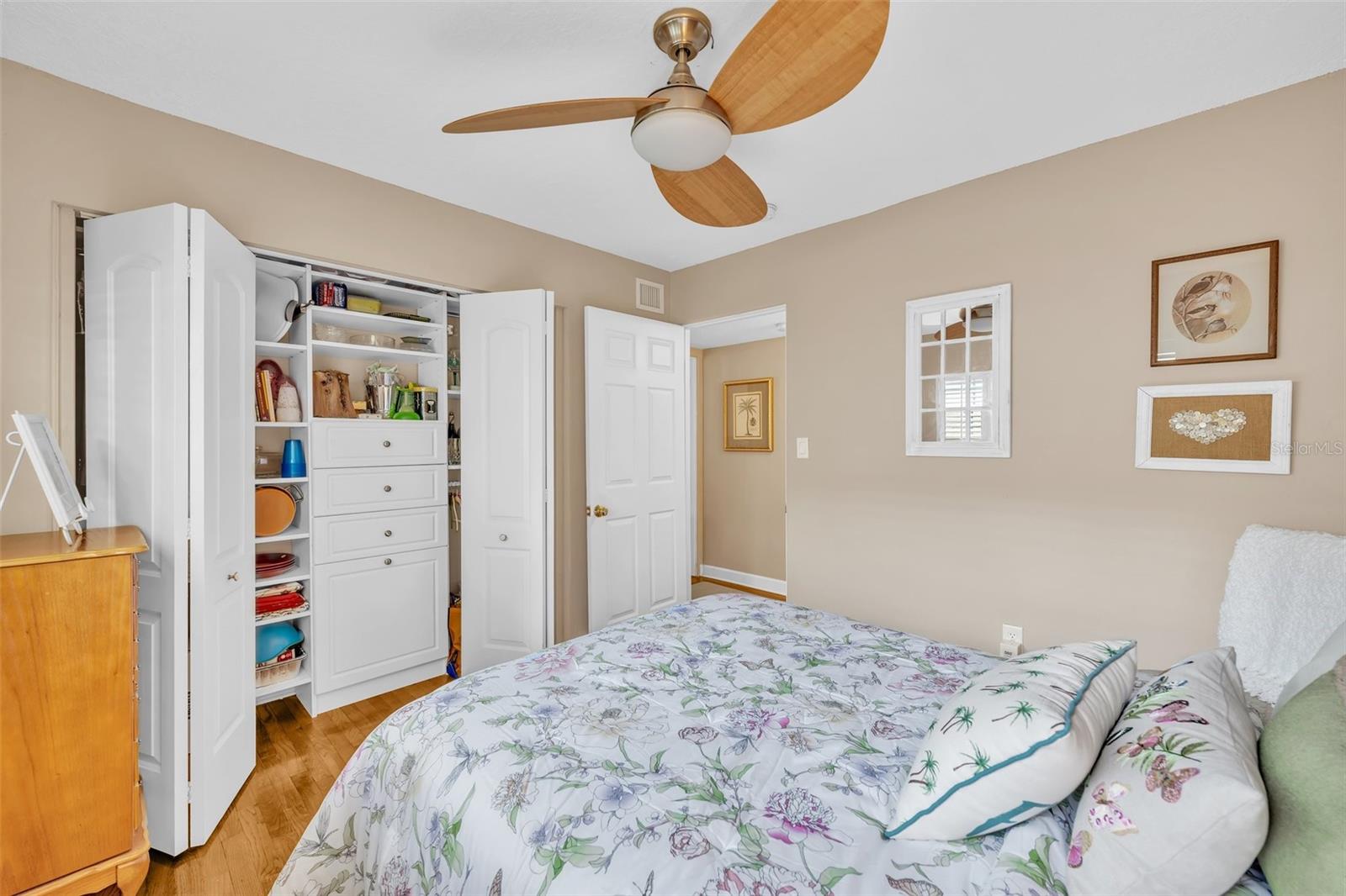 Custom Built-In Closets
