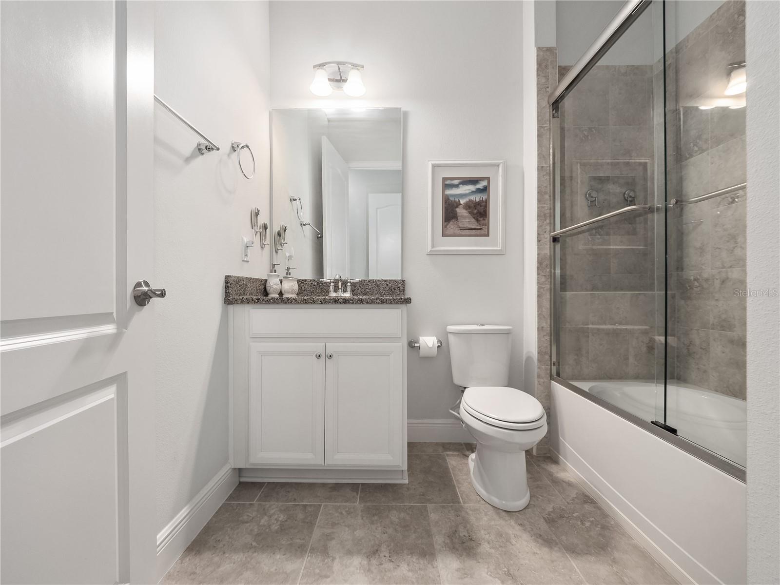Bathroom 3 (In hallway)