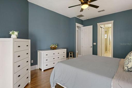 Master ensuite