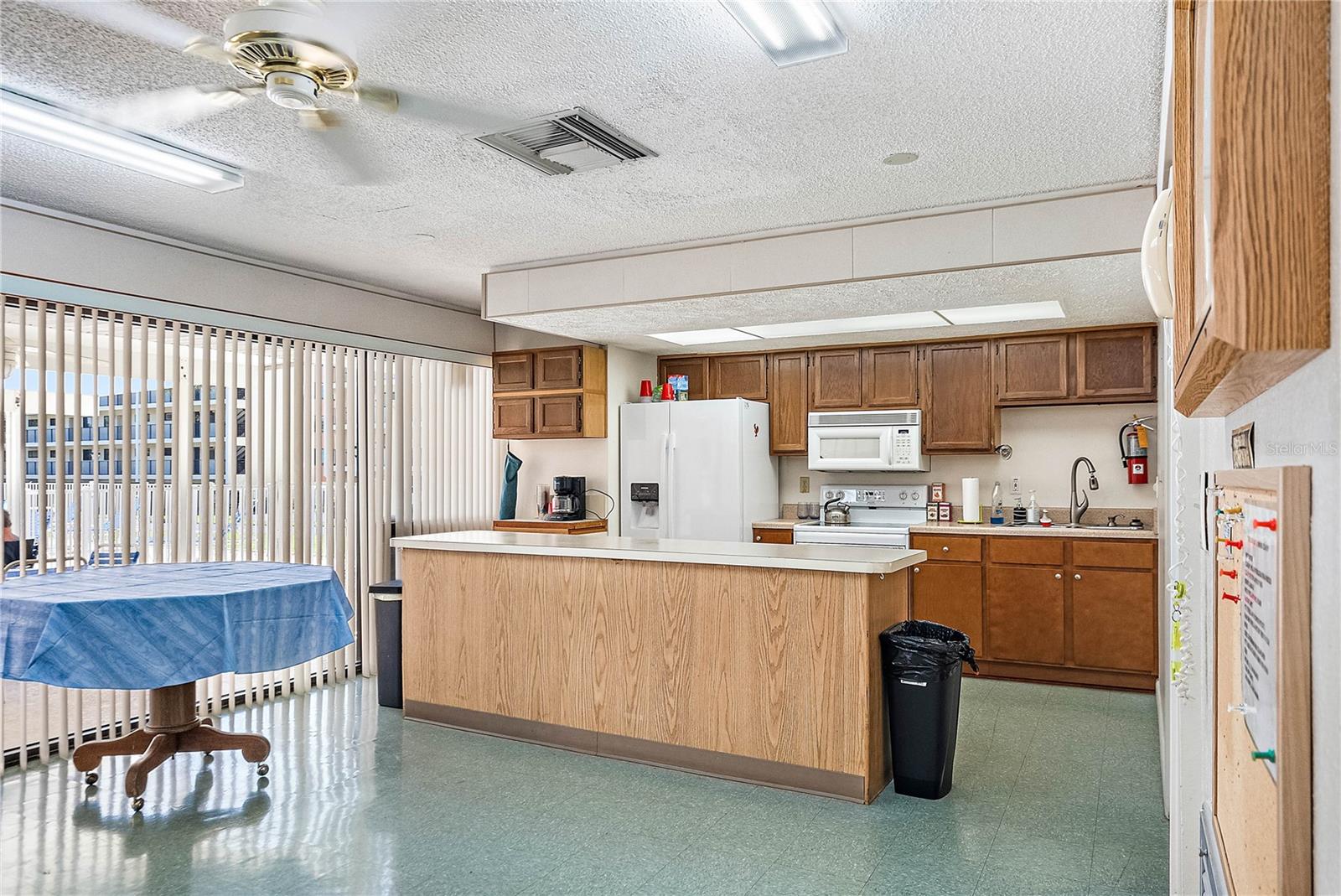 Clubhouse Kitchenette