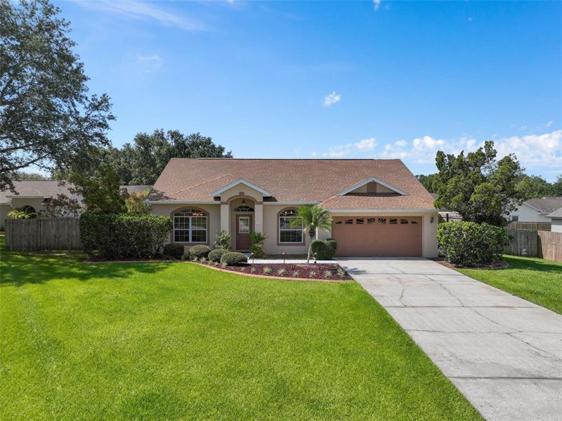 Great Cul-De-Sac Location and a Large Driveway for parking.