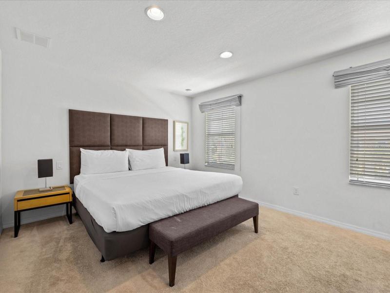 Upstairs primary bedroom