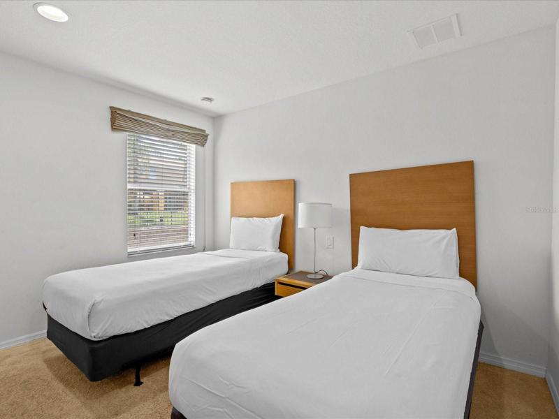Upstairs secondary bedroom