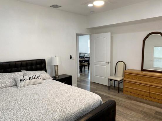 Bedroom 4 bath