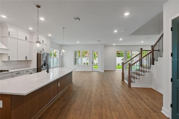 Kitchen & Dining Room