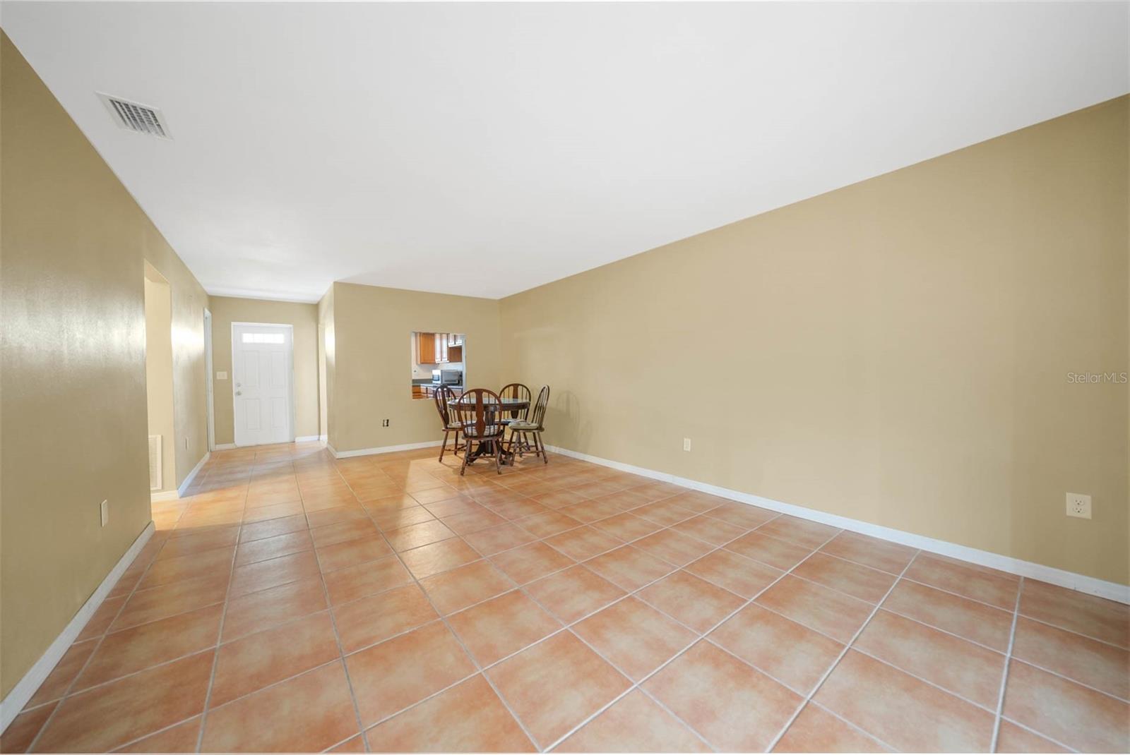 Dining &amp; Great room