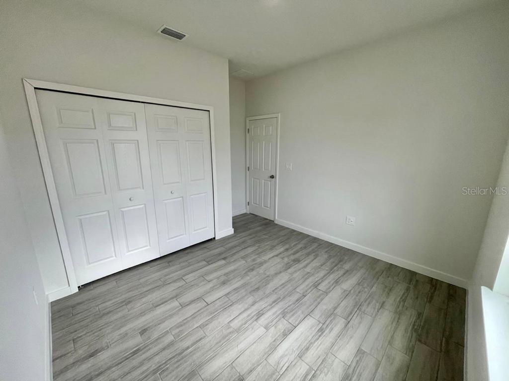 MODEL HOME