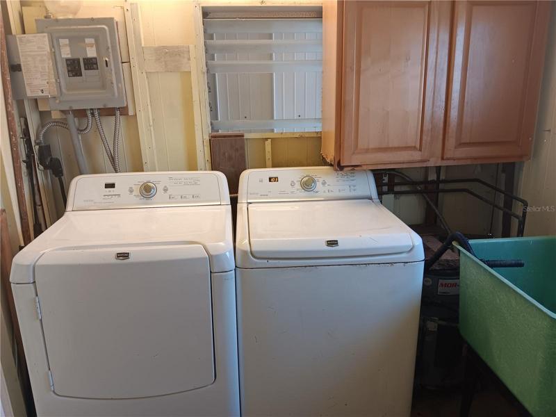 Washer & Dryer in the