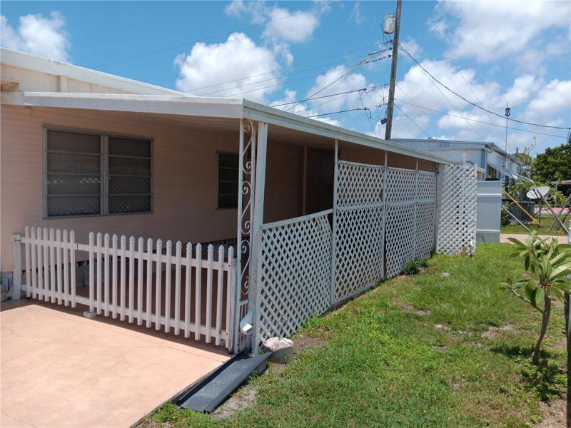 Privacy in the carport.  Good for  neighbor get-t-togethers