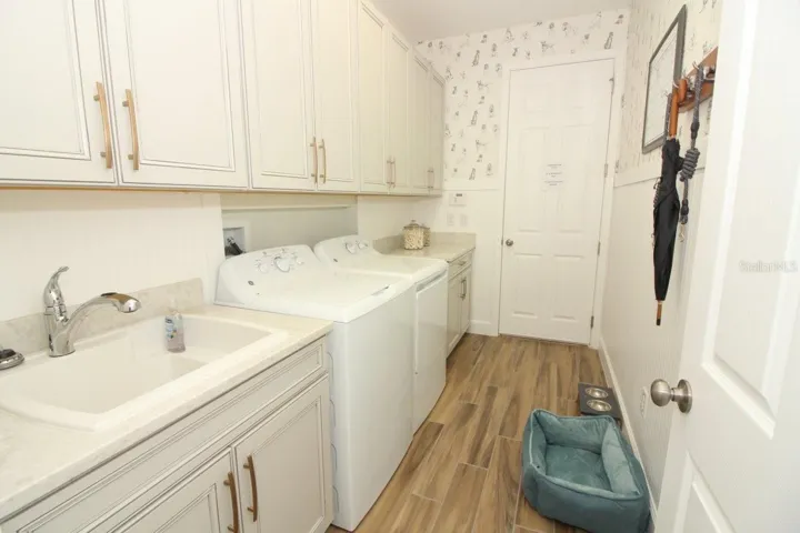 1361 Arklow Circle