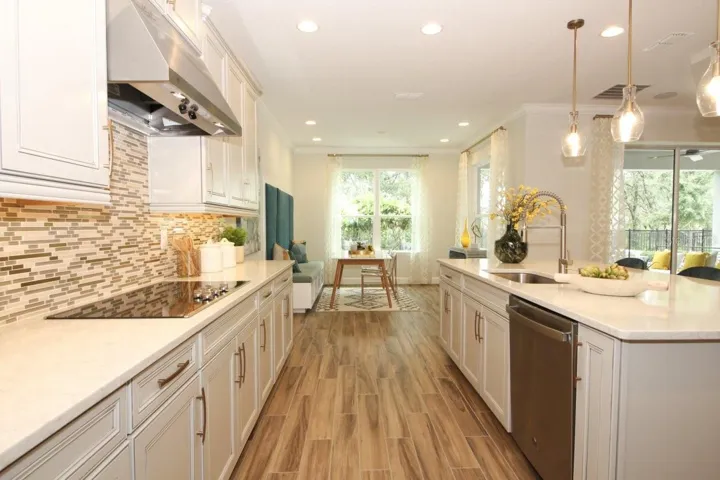 1361 Arklow Circle