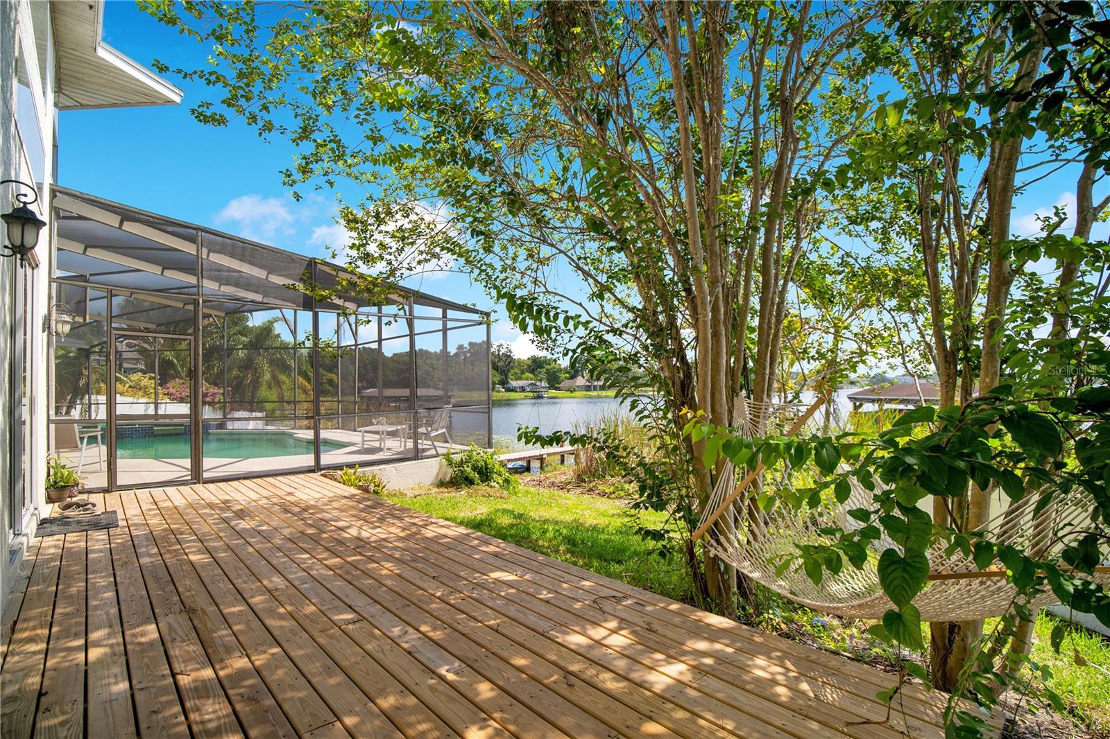 Wood Deck out the kitchen and the family room.