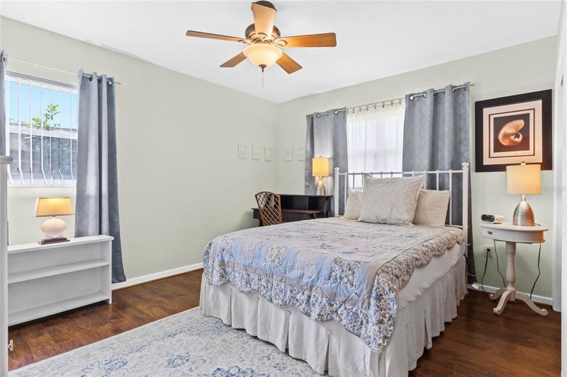 Secondary bedroom