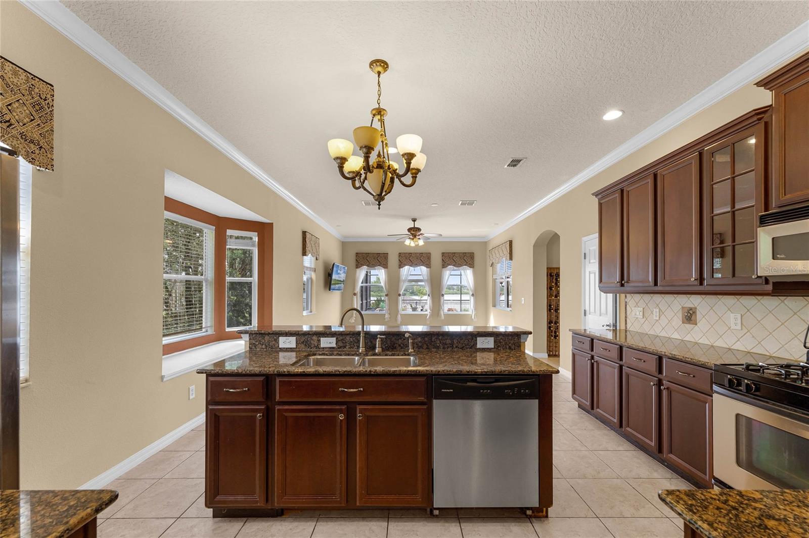Kitchen 2