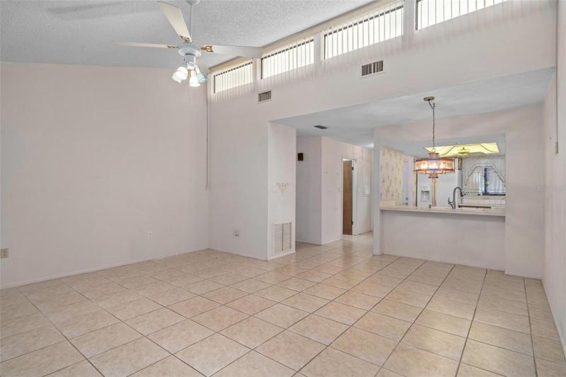 Living/Dining Area