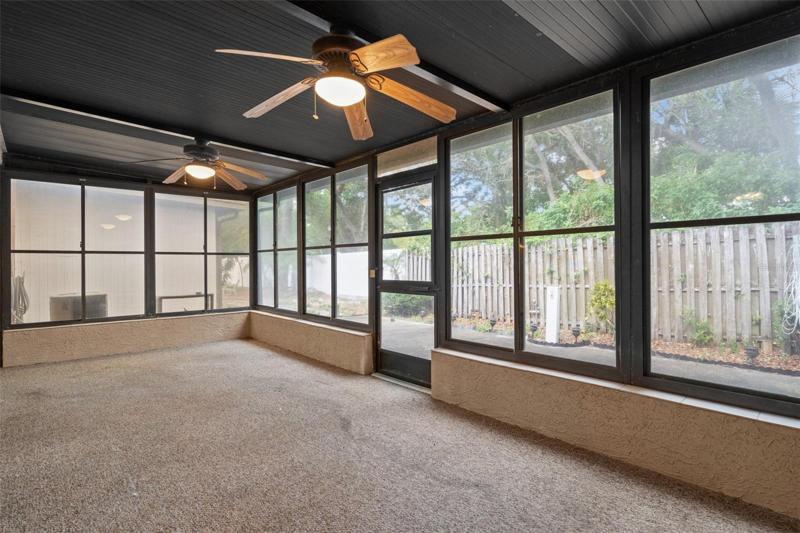 Spacious Enclosed Lanai with Vinyl Windows