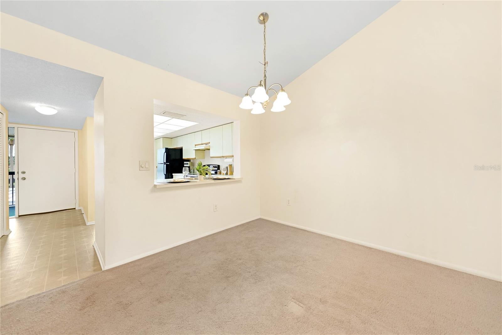 Dining/Living room combo