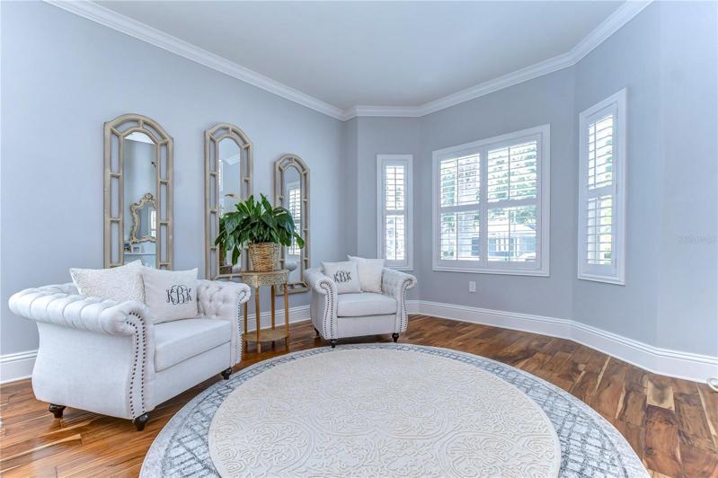 FORMAL LIVING ROOM