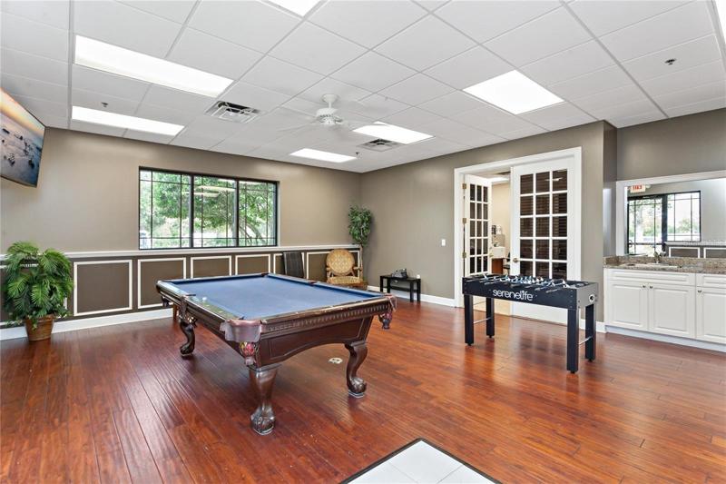 BILLIARDS ROOM