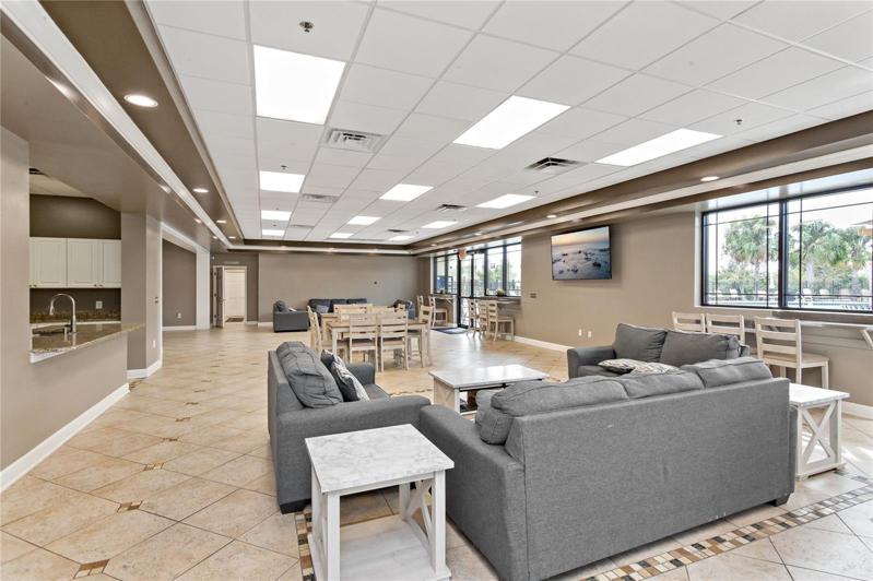 CLUBHOUSE