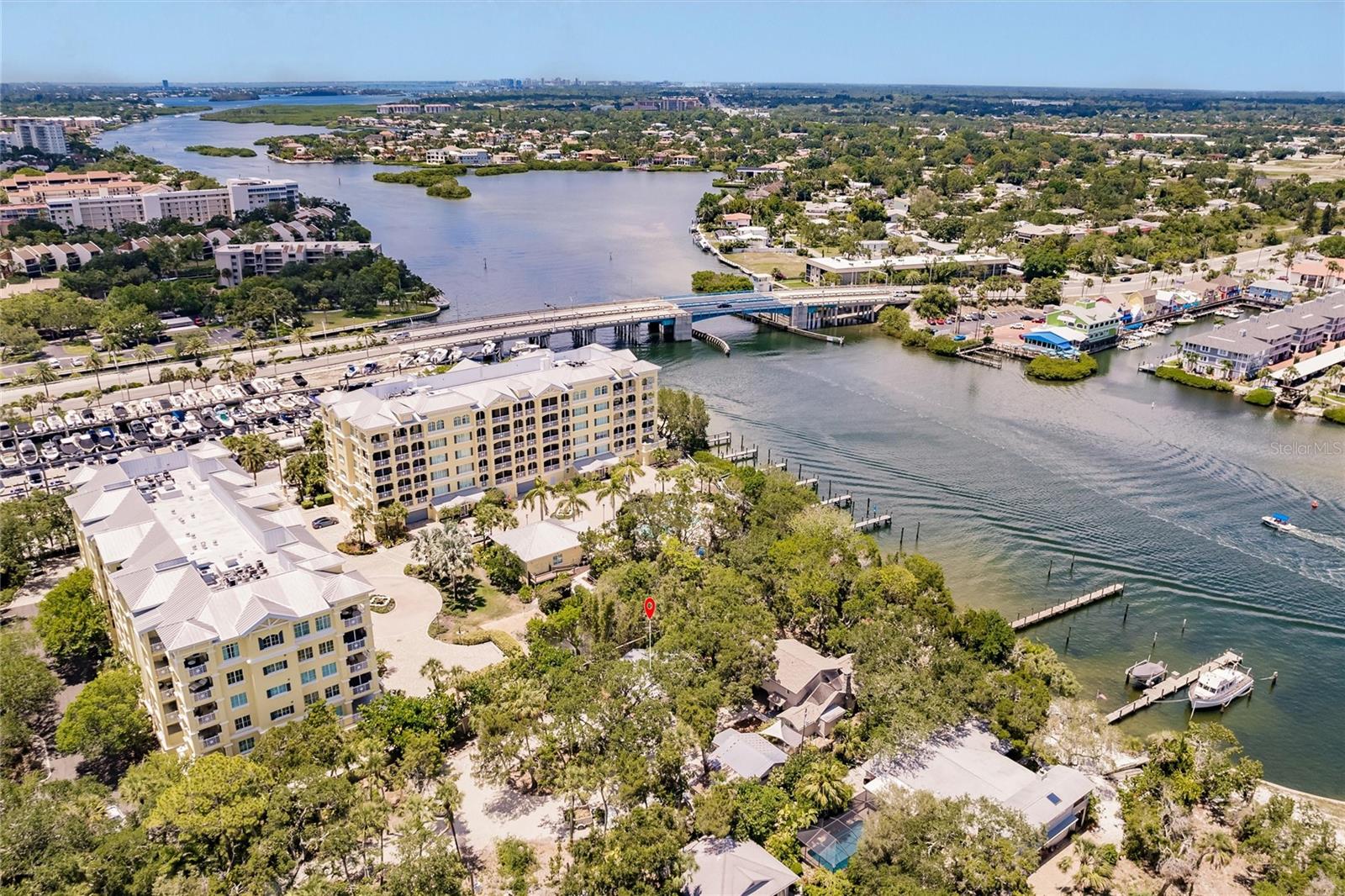 Located on Siesta Key, overlooking Little Sarasota Bay.  Walk to the beach and some of Sarasota's favorite spots.