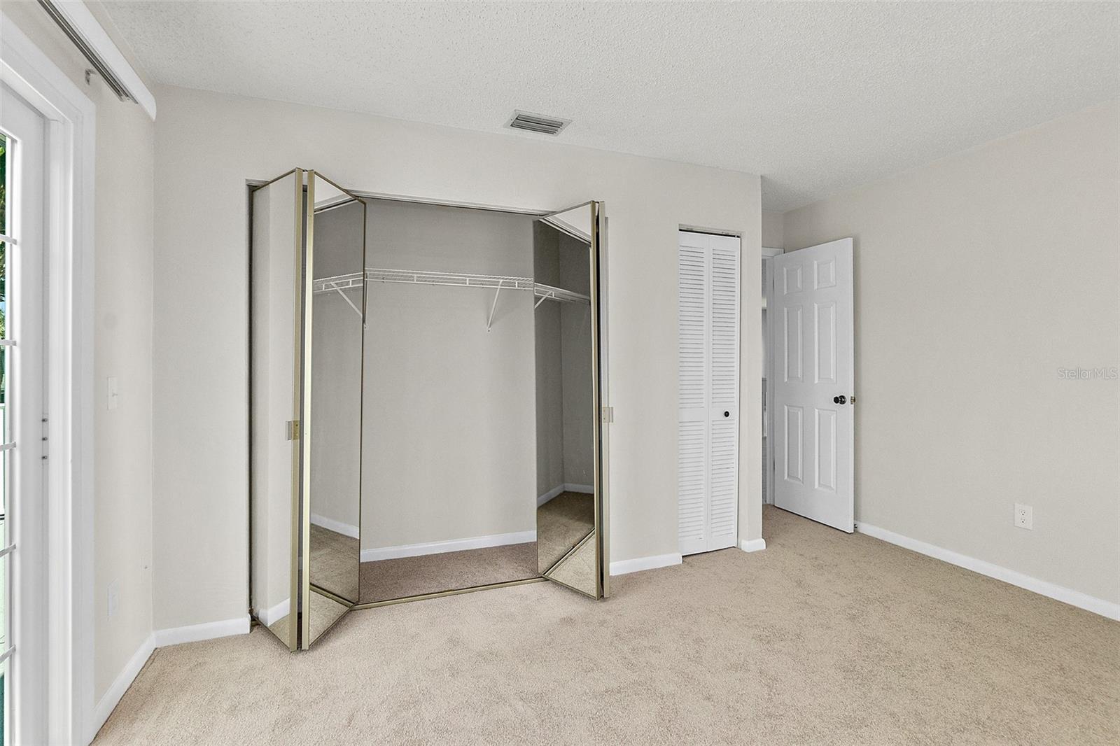 2nd B/R with door to balcony