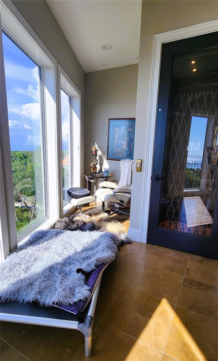 Upper floor reading nook/water view