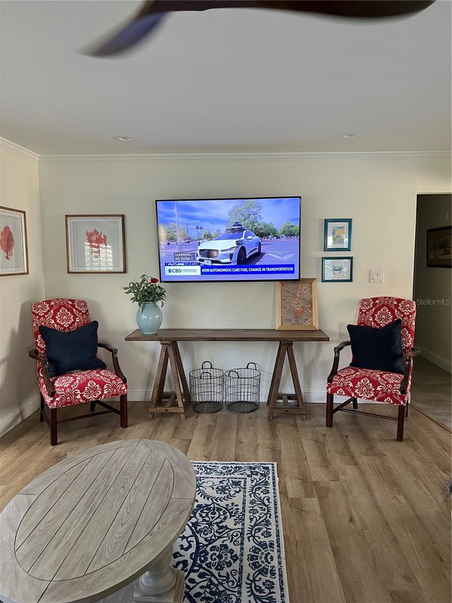 Alternate view of living room.