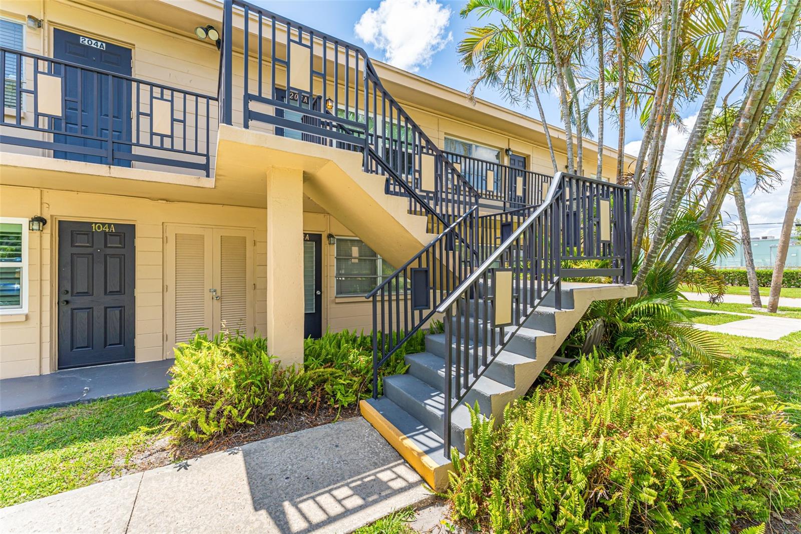 Back entry staircase