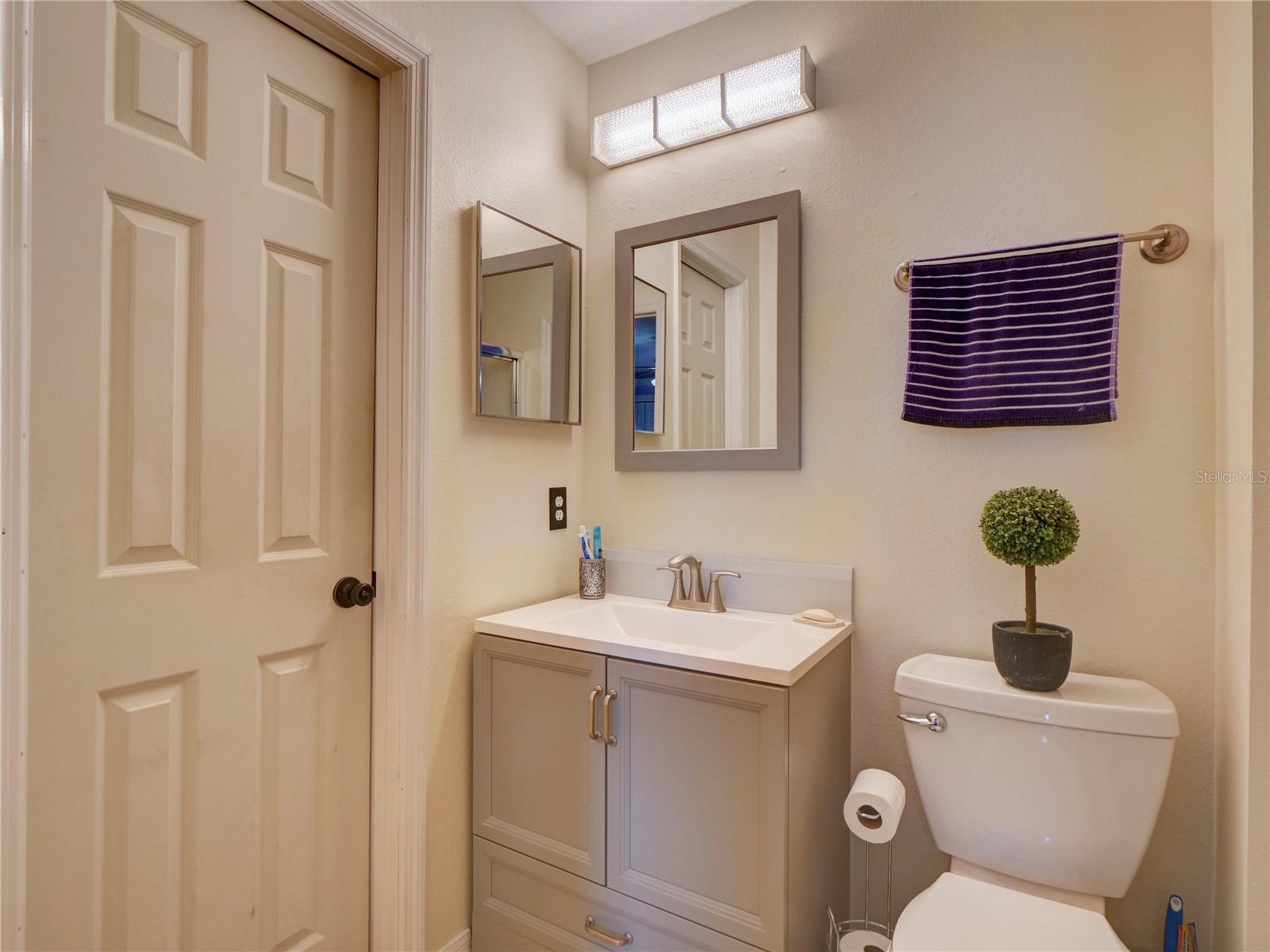 4th bathroom Jack and Jill style