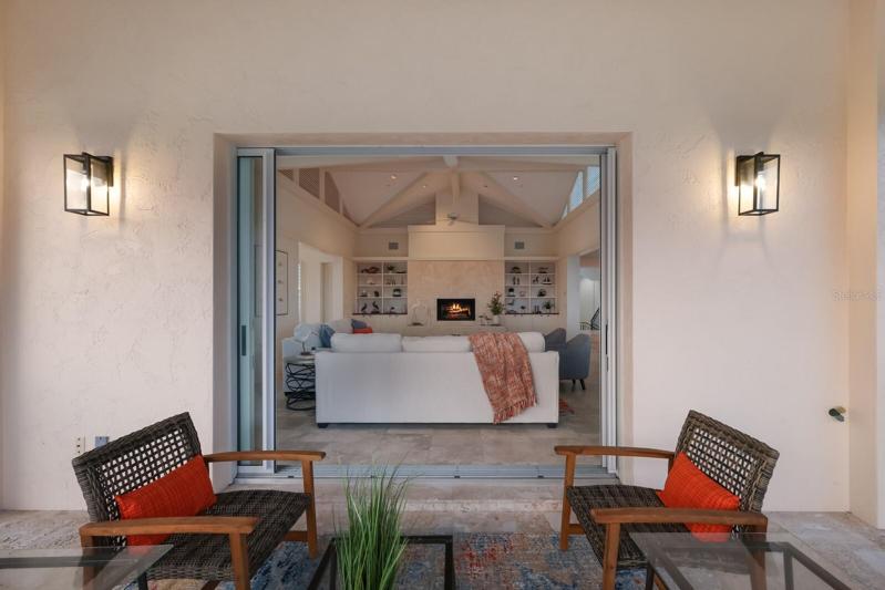 Top Floor Terrace