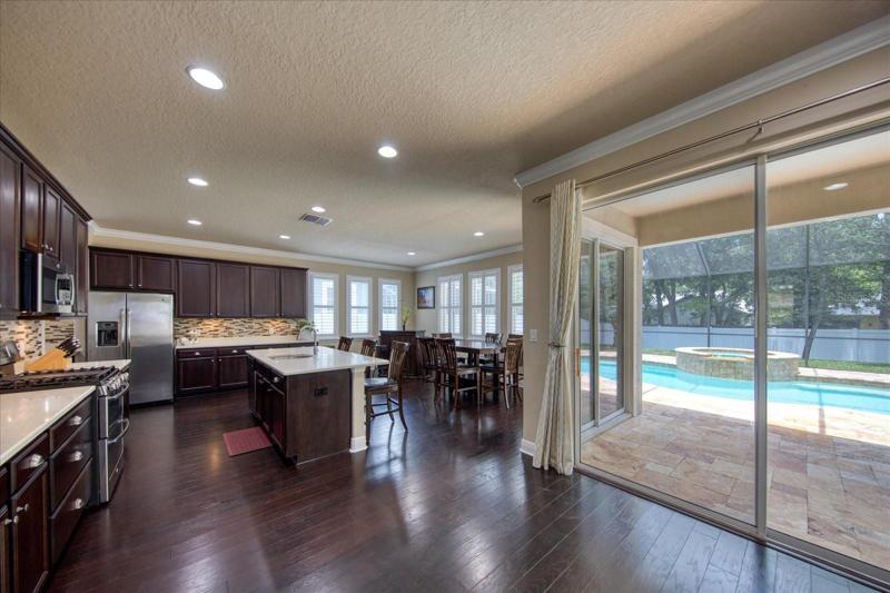 Kitchen + Dinette Eating Area