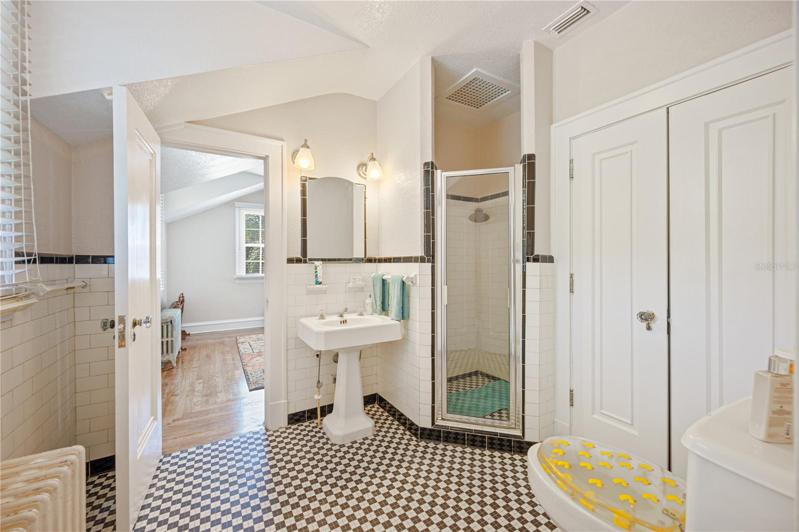 Third Floor Jack and Jill Bath