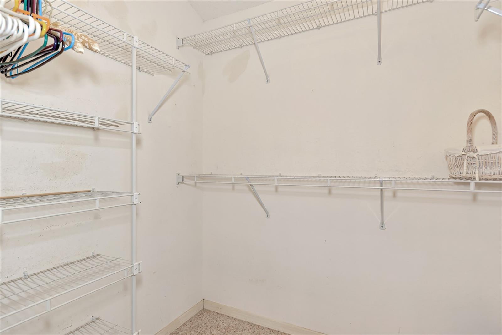 Mater Bedroom Walk-In Closet