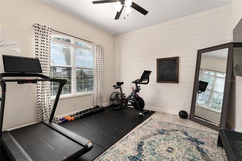 Den/Flex Room