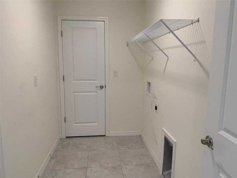 Washer/Dryer Hook-up