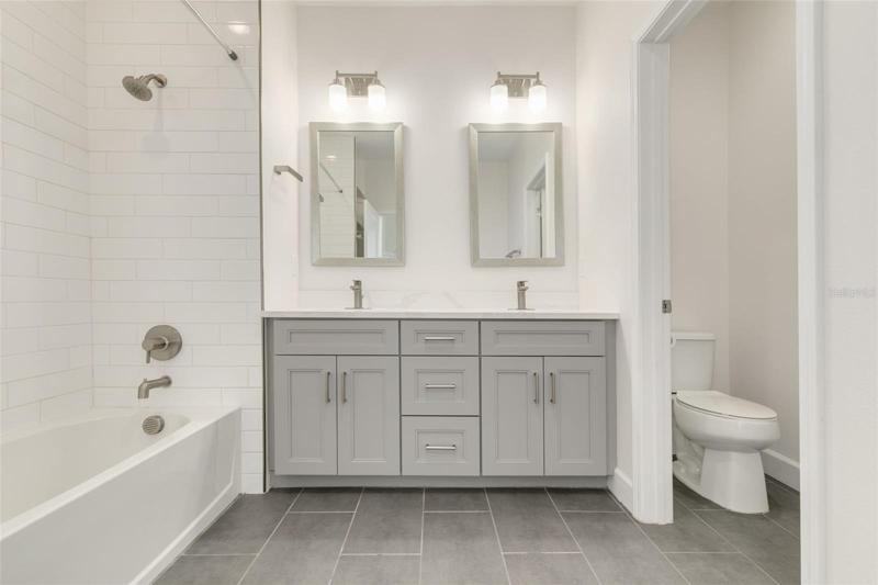 Guest Full Bath