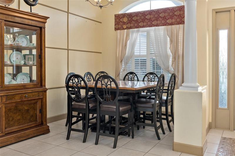 Formal dining room