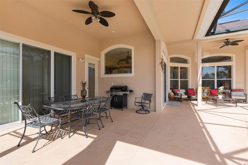 Outside patio with walkout from Florida room